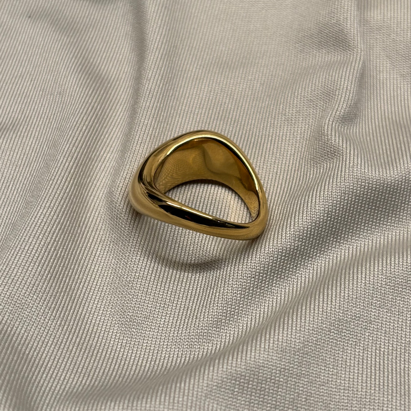 Gilded Ring - Serene Panache