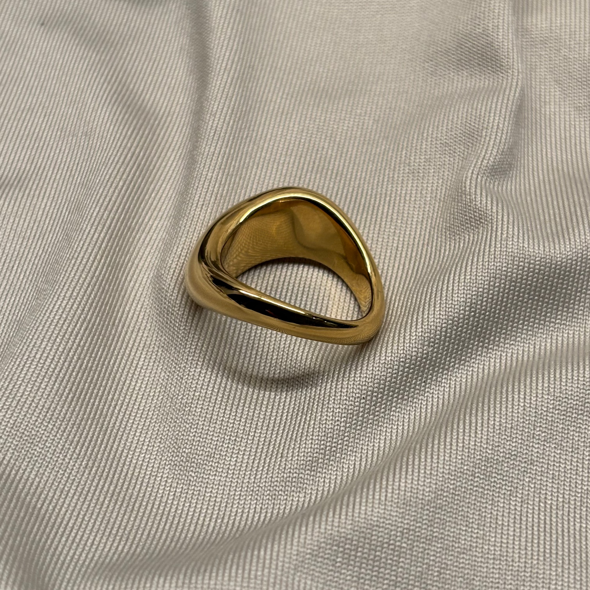 Gilded Ring - Serene Panache