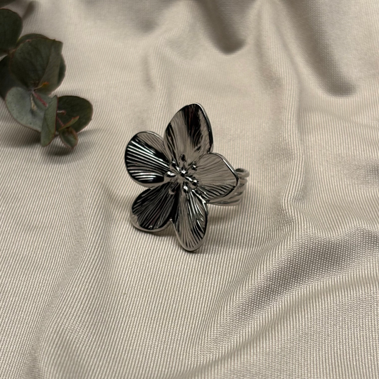 Flower Ring Silver - Serene Panache