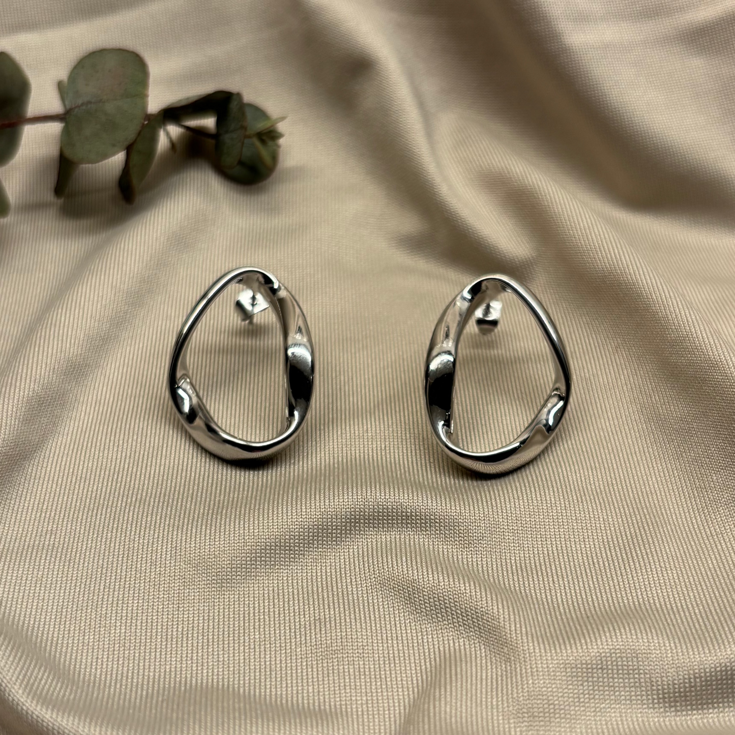 Aurora Hoops Earring - Serene Panache